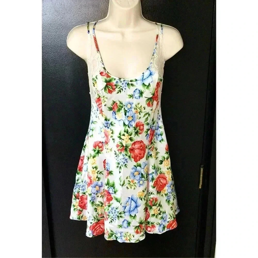 Vintage Victoria's Secret Womens Multi Floral Lingerie Chemise Nightgown Small‎